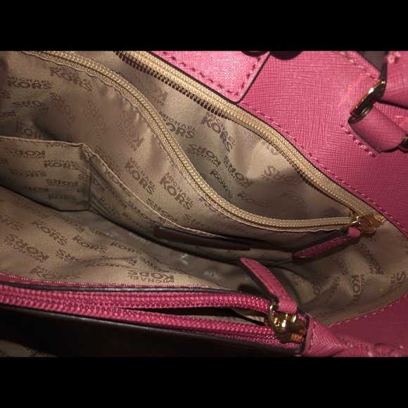 New with tags Michael Kors Purse - Picture 6 of 8